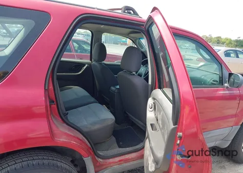 2006 Ford Escape Xls/Xls Manual from USA, damaged, VIN 1FMYU02Z06KB10283